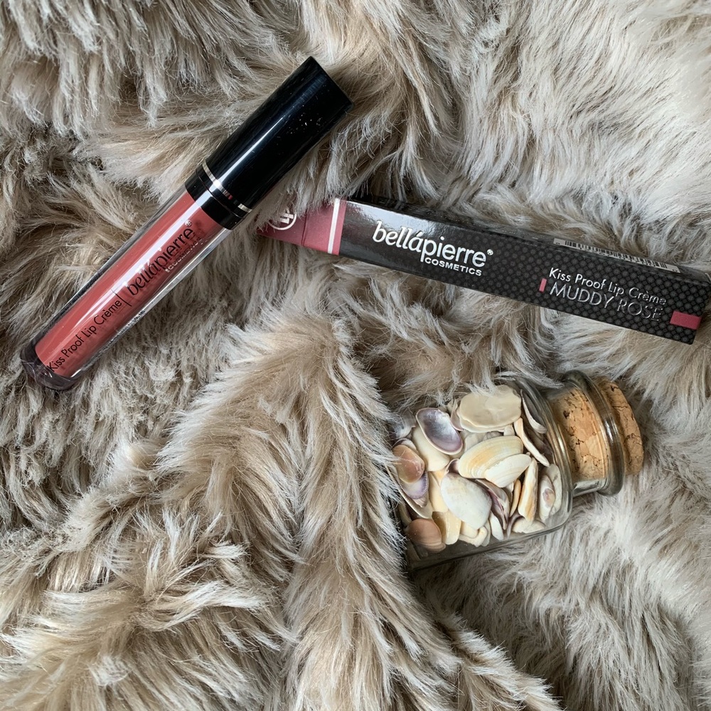 bellápierre Kiss Proof Lip Crème in Muddy Rose
